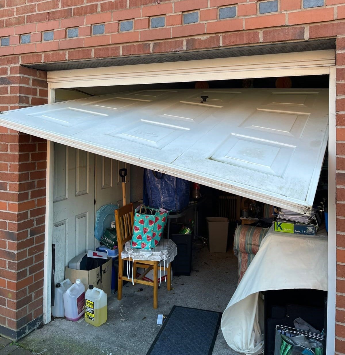 garage-door-repair-near-me-garage-door-repair-shropshire-uk